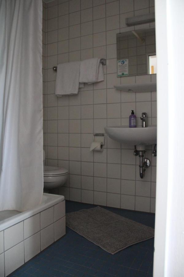 劳普海姆 Schildwirtschaft Zum Rothen Ochsen酒店 外观 照片